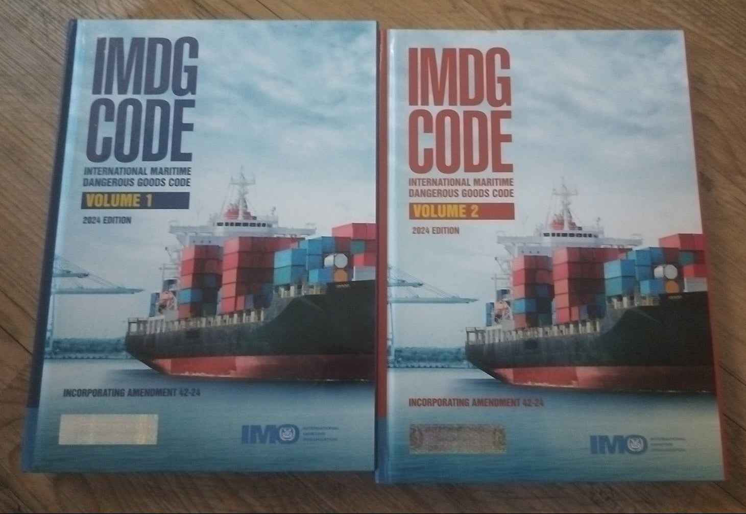 IMDG Code: International Maritime Dangerous Goods Code 2024 Edition (Volumes 1 & 2) – Incorporating Amendment 42-24 – Paperback Set (ISBN: 978-9280117967)